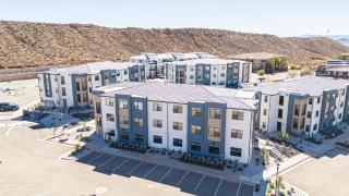 Signal Peak Resort - 1