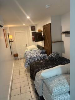 Keese's Cottages by the Ocean - 9