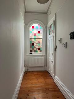 Quiet Sanctuary with Entertaining Garden Near Beach - 5