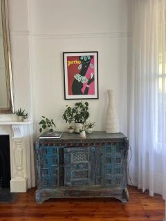 Quiet Sanctuary with Entertaining Garden Near Beach - 4