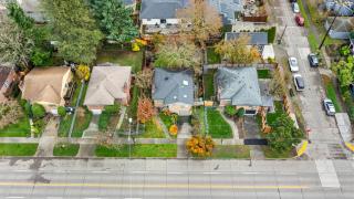 Bright 1BR Near UW & Local Parks - 9