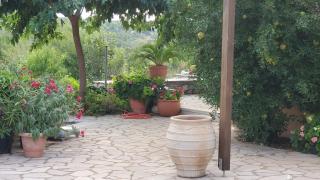 Steinhaus In Leonido Mit Parkplatz - 6