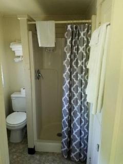 Cozy Cabin Rental for a Weekend Getaway in New Hampshire - 2