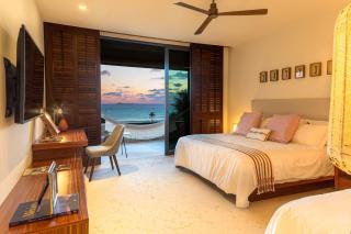 3 Bed Condo Sleeps 12 with Pool Ocean view HK - 2