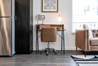 Skyline Haven Near Downtown Seattle - 7