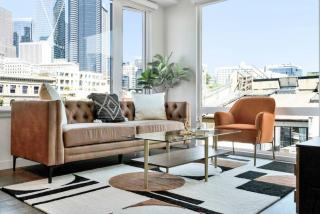 Skyline Haven Near Downtown Seattle - 0