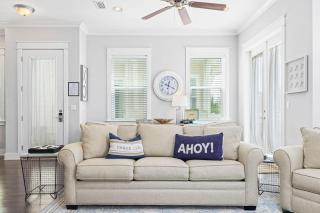 Prominence 30A - Lucky Old Sun - 9