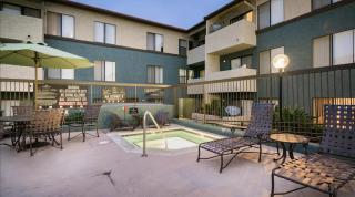 2-Bd LUXE Retreat Near Beach & Pool - 4