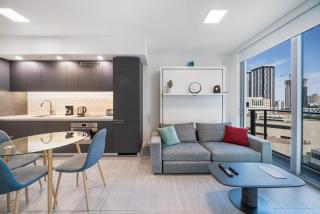 Skyline Nomad Studio Walk to Kaseya Rooftop Pool - 8