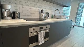 Skyline Studio Workspace & Rooftop Pool - 8