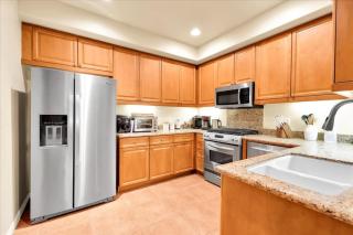 Single Story 3BR 3BA Legacy Villas Townhome - 6