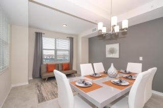 3111-302HM STOREY LAKE, CONDO 2/2 LAKE VIEW - 3