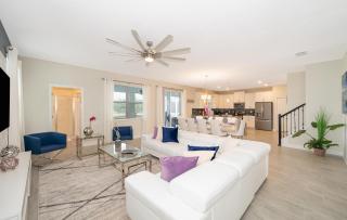 8821JD LUXURY 6 BED/6 BA (SANITIZED) - 1