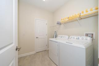 2738WE VILLA 5 BED/5 BA (SANITIZED) - 2