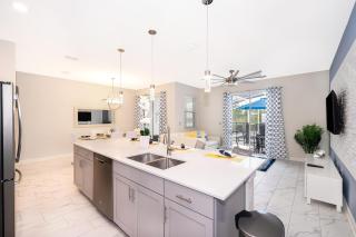 8947AR TOWNHOUSE 4 BEDROOMS & 3 BATHROOMS + POOL - 3