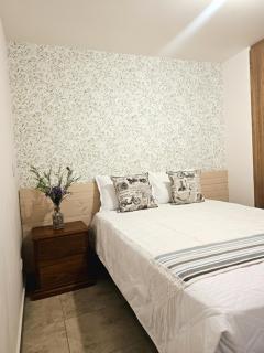 Apartamentos PRIVADOS 2- 3 HABITACIONES, Piscinas, Jacuzzy y Sauna a 5m del Aeropuerto - 20 minutos del Parque del Café y Cerca de Armenia By Molca Travel - 6