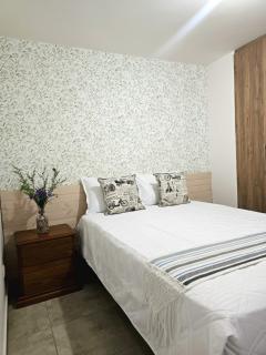 Apartamentos PRIVADOS 2- 3 HABITACIONES, Piscinas, Jacuzzy y Sauna a 5m del Aeropuerto - 20 minutos del Parque del Café y Cerca de Armenia By Molca Travel - 3