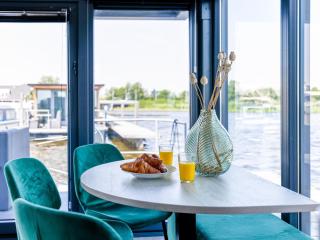 Tiny houseboat Parel I - airco - 4