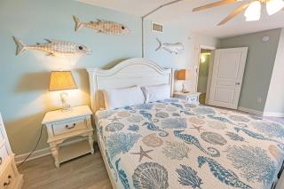 Bay Watch condo w hot tub & pools - 1