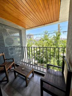 Departamento amplio con vista al río en el corazón de General Paz - 5