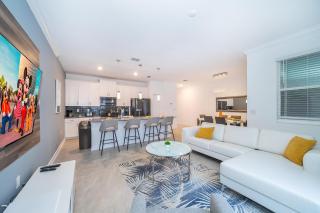 2984JP TOWNHOUSE 4 BEDROOMS & 3 BATHROOMS + POOL - 7