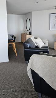 Waves Kaikoura Luxury Waterfront Apartment 1 - 7