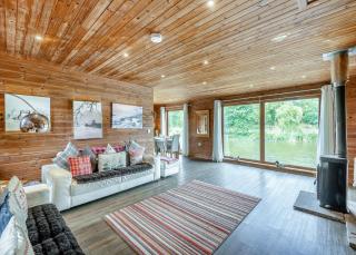 Anglesey Lakeside Lodges - 8