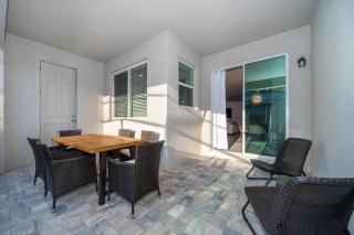 1696AY TOWNHOUSE 4 BED/4.5 BA - 3