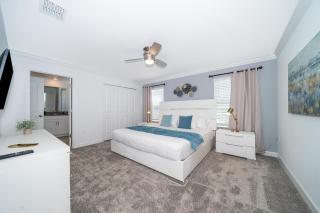 1122LG TOWNHOUSE 4 BEDROOMS & 3 BATHROOMS + POOL - 8