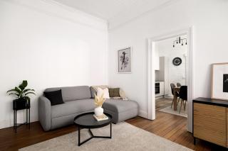 Charming 2Bed Home Near Cafés & Racecourse - 3