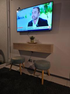 RANCAGUA HERMOSO DEPTO A pasos del centros comerciales parcking gratis y Wifi - 2