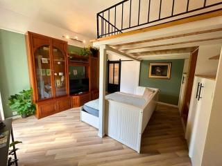 Doria's Nest - Holiday Apartment - 8