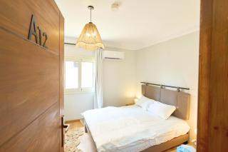 Jira Inn Hotel - چيران - 0