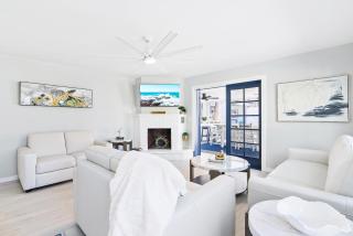 Private Heated Pool - 100 Steps to Beach Access - 5-min walk to Siesta Key Village - 7