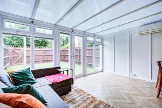 Monthly Stays - Contractors, Family, Free Parking - 5