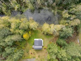 Dragonfly Pond - Dog-Friendly, Private, Peaceful - 6