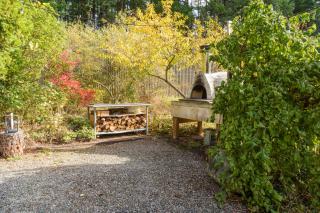 Hot Tub & Pizza Oven Spacious family farm house - 5