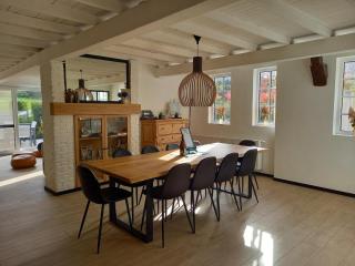 Spacious Family Holiday Home - 7