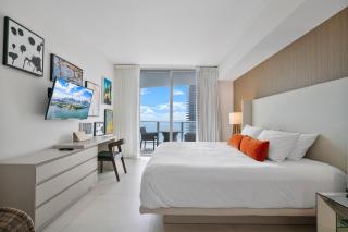 15th-Floor Luxury 1BR at Lyfe Resort with Ocean View - 0
