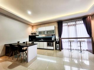 Spacious Luxurious Homey - Villa Ouma Bandung - 3