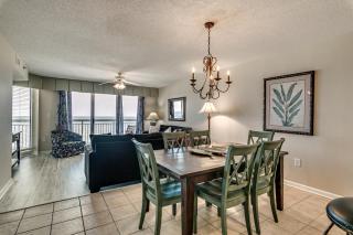 Crescent Shores N - 702 - 7