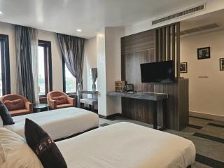 Family Boutique Hotel - 7