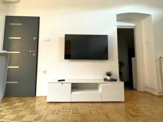 Like Zagreb - Downtown Apartment- Studio - 0