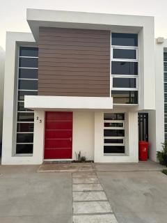 New house near the beach - 0