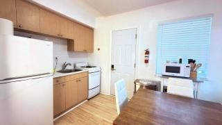 1BR Apt Near Beach, Shopping Mall, Bus, Free Trolley - 4