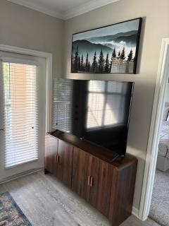 Serene 1BR Magnolia Retreat Relax & Explore - 8