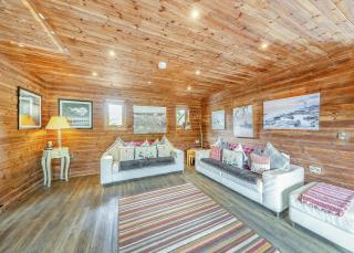 Anglesey Lakeside Lodges - 6