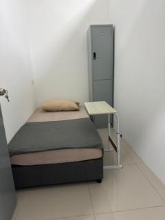 Scholars Hub Hostel - 1