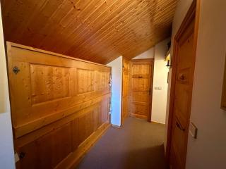 Duplex spacieux et lumineux près des pistes avec balcon et cheminée - FR-1-688-101 - 1