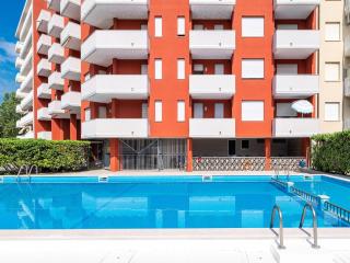 Lovely holiday home in Porto Santa Margherita with pool - 4